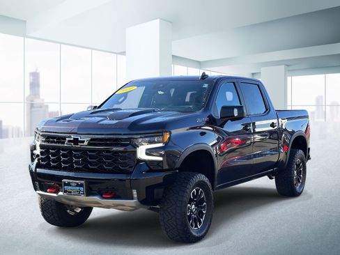 Used 2022 Chevrolet Silverado 1500 ZR2 w/ Technology Package AWD/4WD image 1