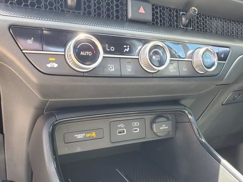 Used 2025 Honda CR-V Sport-L image 31