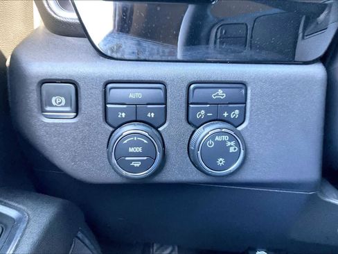 Used 2023 Chevrolet Silverado 1500 LT w/ Protection Package image 33