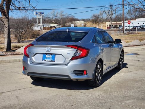 Certified 2017 Honda Civic EX image 5