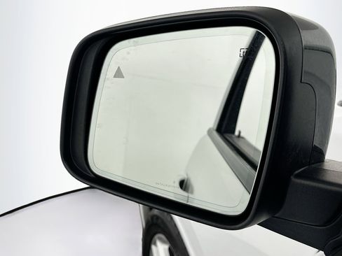 Used 2024 Dodge Durango GT image 16