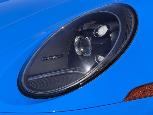 Used 2023 Porsche 911 Carrera 4S image 31