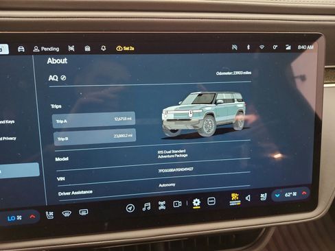 Used 2025 Rivian R1S Adventure Dual AWD/4WD image 9