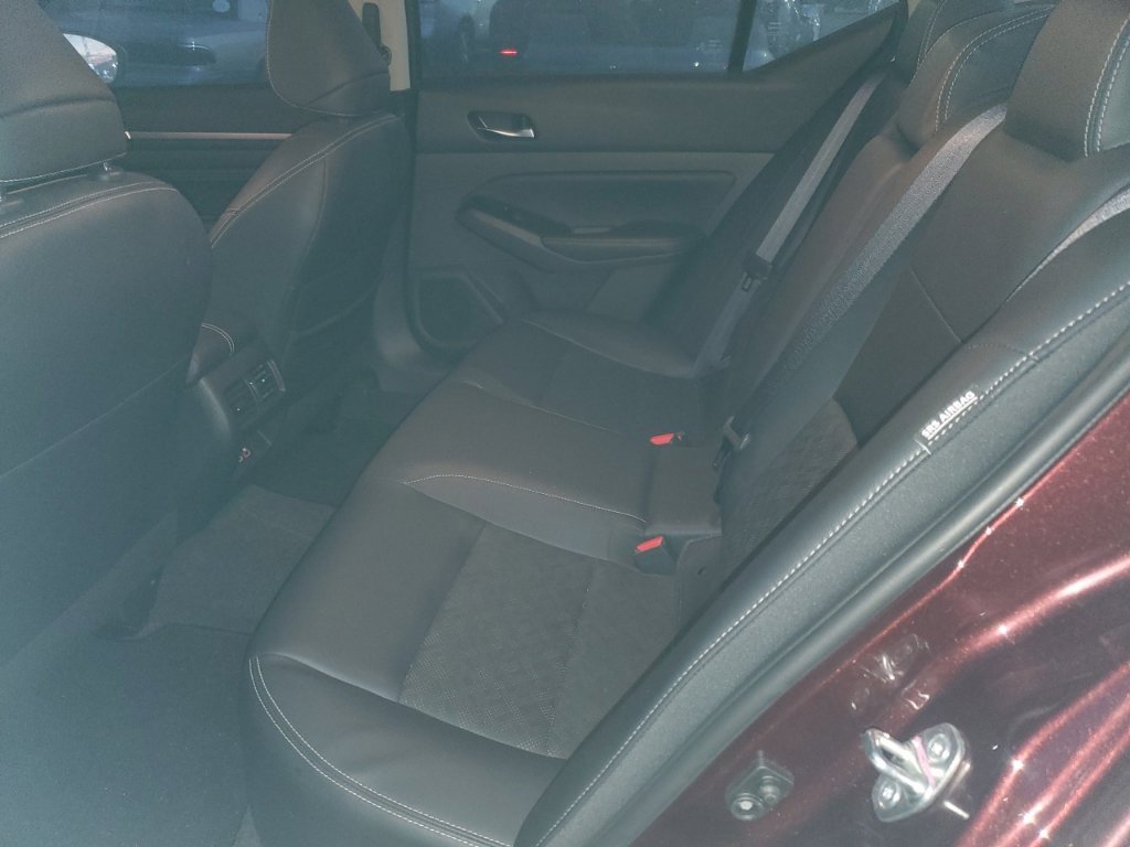 Used 2023 Nissan Altima 2.5 SL AWD/4WD image 15