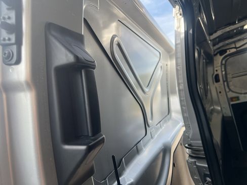 Used 2023 Ford E-Transit Low Roof image 14