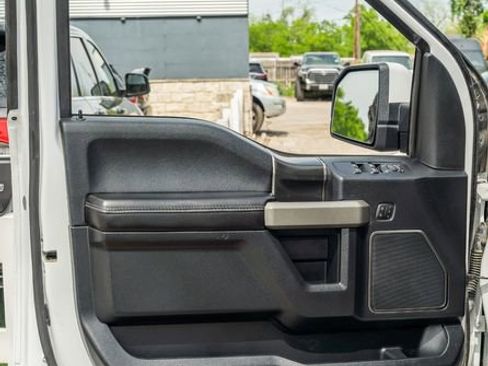 Used 2019 Ford F150 Raptor w/ Equipment Group 802A Luxury image 17