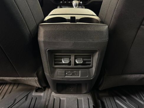 New 2026 GMC Canyon Elevation w/ Convenience Package image 18