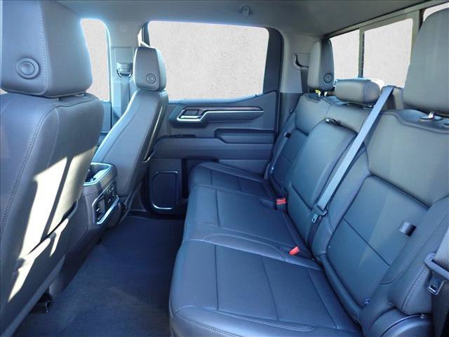 Used 2024 GMC Sierra 1500 SLT w/ SLT Premium Package AWD/4WD image 8