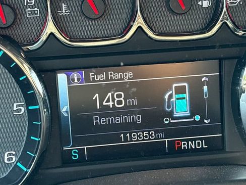 Used 2017 Chevrolet Silverado 1500 LT w/ Midnight Edition AWD/4WD image 19