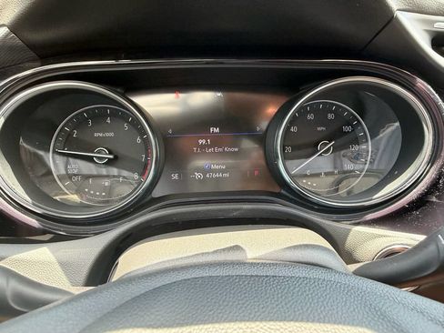 Used 2020 Buick Encore GX Select w/ Experience Buick Package FWD image 21