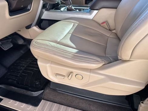 Used 2018 Ford F150 Lariat image 13