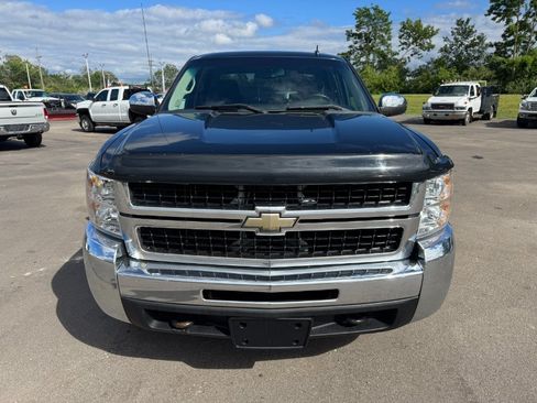 Used 2010 Chevrolet Silverado 2500 LT AWD/4WD image 8