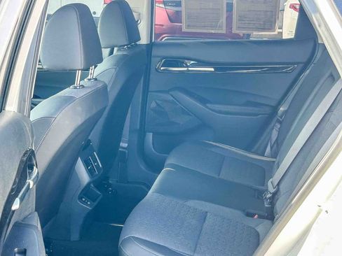 Used 2024 Kia Seltos S FWD image 19