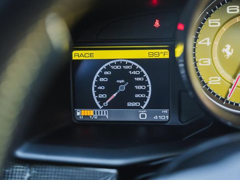 Used 2015 Ferrari 458 Speciale A RWD image 48