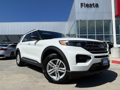 Used 2024 Ford Explorer XLT