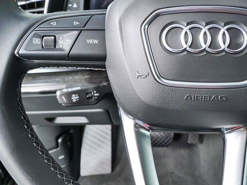 Used 2025 Audi Q7 3.0T Prestige AWD/4WD image 9