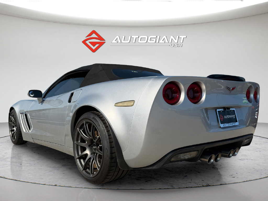 Used 2012 Chevrolet Corvette Grand Sport w/ 3LT Preferred Equipment Group RWD image 4