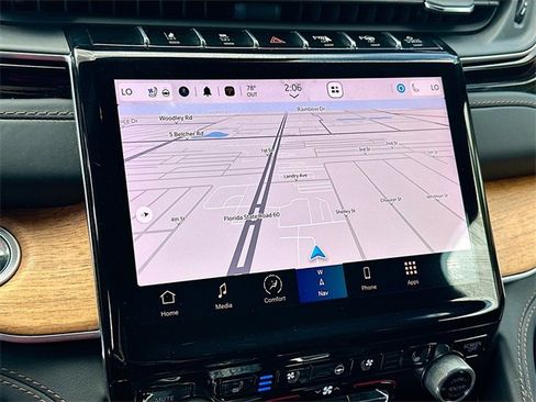 Used 2022 Jeep Grand Cherokee Summit image 13