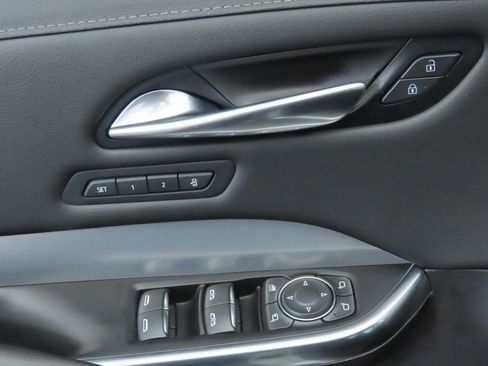 Used 2022 Cadillac XT4 Premium Luxury w/ Technology Package image 23