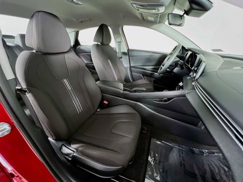 Certified 2023 Hyundai Elantra SEL FWD image 26