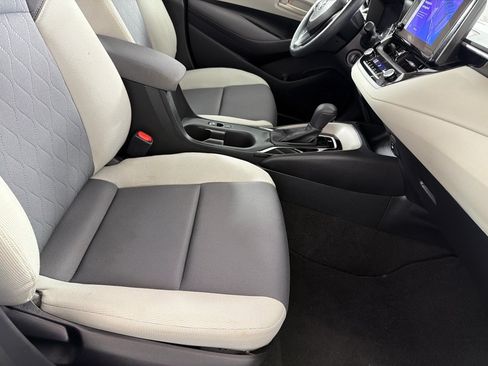 Used 2023 Toyota Corolla LE FWD image 22