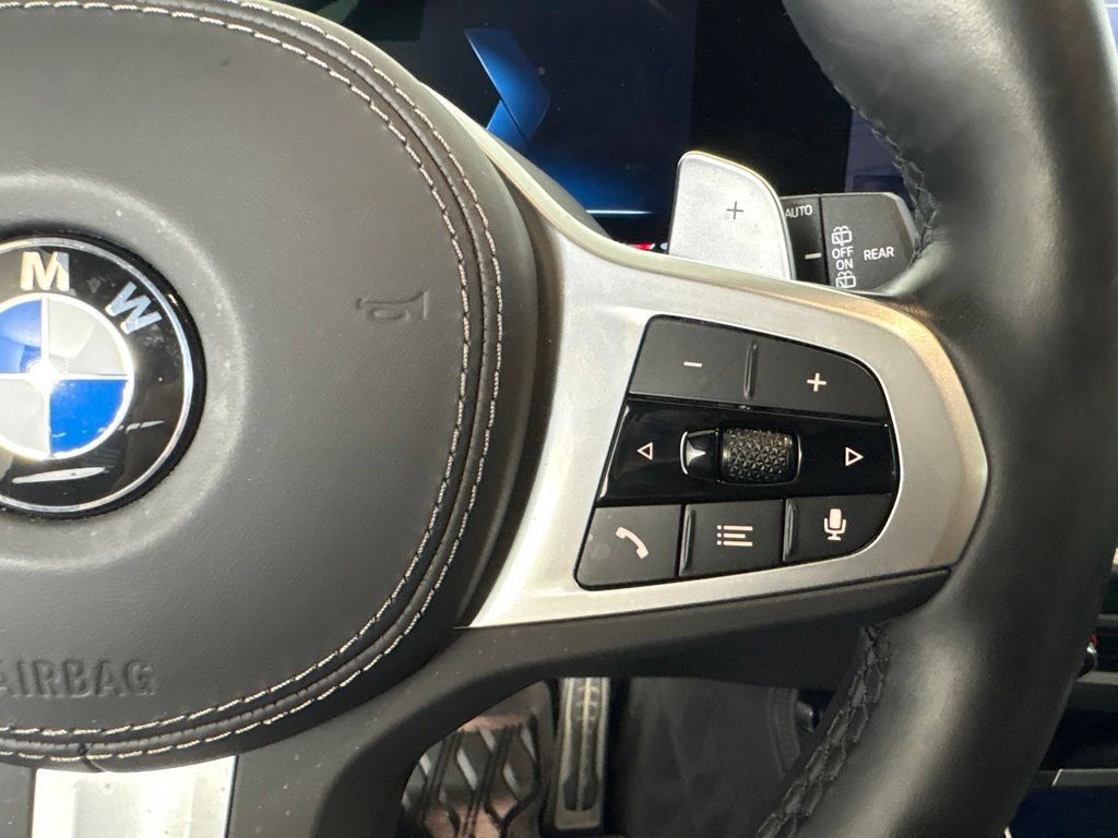 Certified 2024 BMW X7 xDrive40i w/ Executive Package AWD/4WD image 18