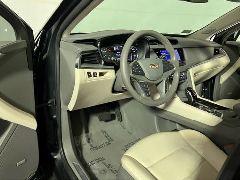 Used 2022 Cadillac XT5 Premium Luxury image 22