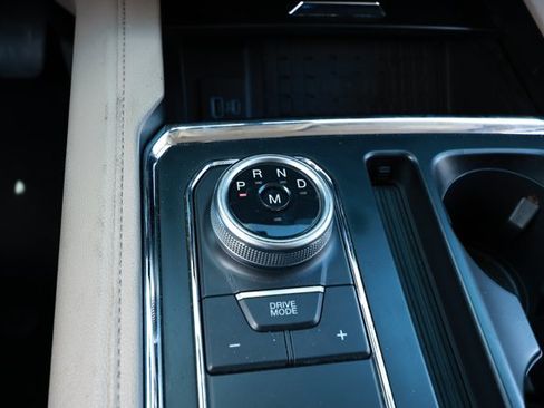 Used 2024 Ford Expedition Max XLT RWD image 19