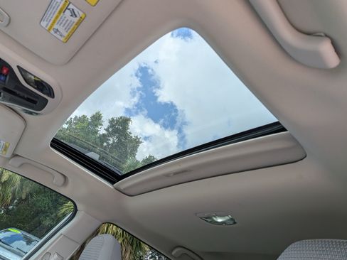 Used 2020 Subaru Outback Premium w/ Popular Package #1 AWD/4WD image 23