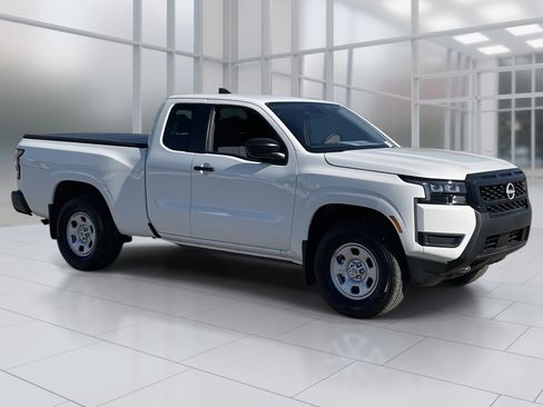 New 2026 Nissan Frontier S w/ Tow Package image 8