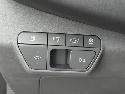 Used 2025 Kia EV9 GT-Line image 16