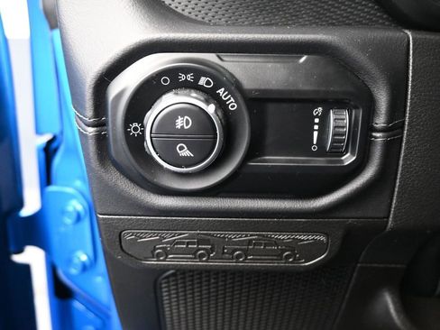 Used 2025 Jeep Gladiator Rubicon image 27