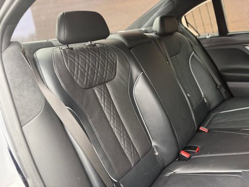Used 2017 BMW 750i xDrive image 18