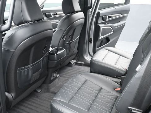 Used 2024 Kia Telluride EX X-Line AWD/4WD image 10