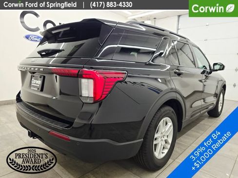 New 2026 Ford Explorer Active RWD image 7