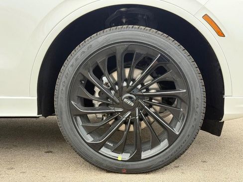 New 2026 Lincoln Aviator Reserve w/ Luxury Package image 4