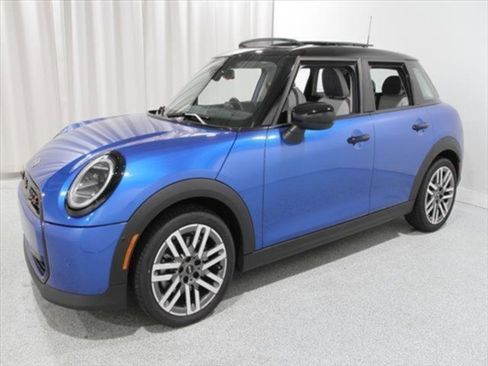 Certified 2025 MINI Cooper S image 3