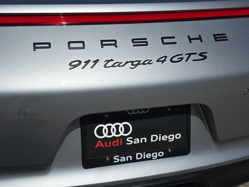 Used 2019 Porsche 911 Targa 4 GTS AWD/4WD image 38