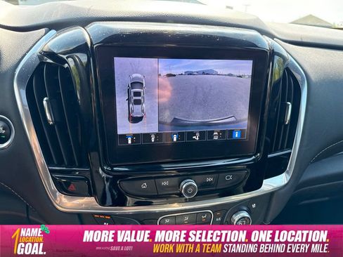 Used 2022 Chevrolet Traverse Premier w/ Redline Edition AWD/4WD image 15