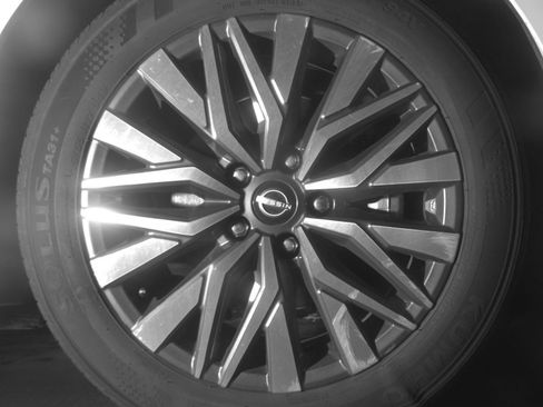 Used 2025 Nissan Altima 2.5 SV FWD image 16