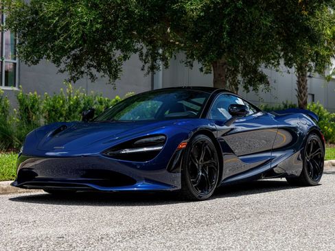 Used 2025 McLaren 750S RWD image 24