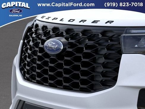 New 2026 Ford Explorer ST-Line w/ ST-Line Street Pack RWD image 17