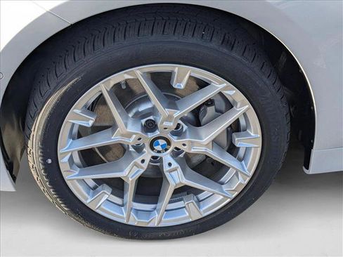 Used 2025 BMW 330i Sedan w/ Convenience Package image 9