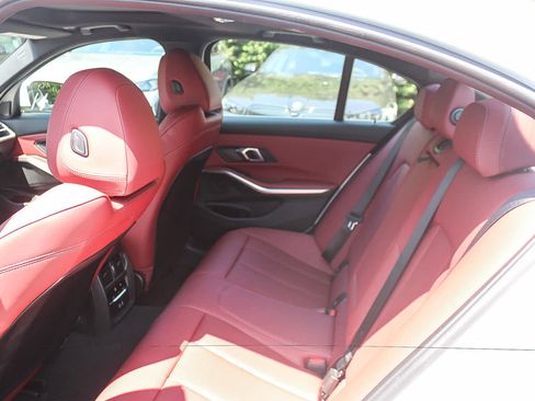 Used 2026 BMW 330i Sedan w/ Convenience Package RWD image 17