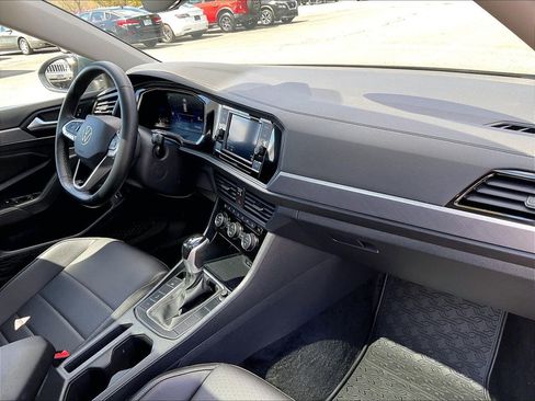 Used 2023 Volkswagen Jetta SE FWD image 14