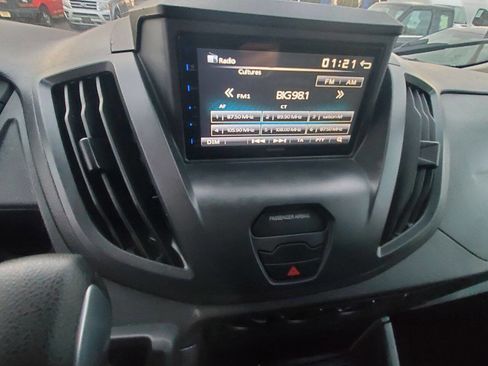 Used 2019 Ford Transit 350 XLT image 17