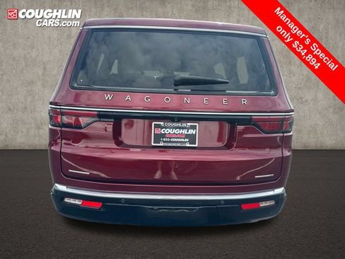 Used 2022 Jeep Wagoneer Series III w/ Premium Group I AWD/4WD image 7