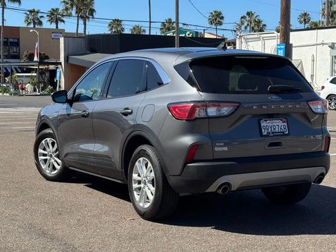 Used 2021 Ford Escape SE FWD image 6