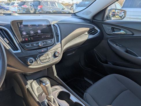 Used 2019 Chevrolet Malibu LS w/ LPO, Convenience Package 1 image 20