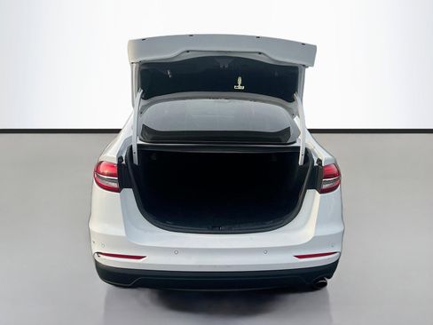 Used 2020 Ford Fusion SE w/ Equipment Group 151A image 28